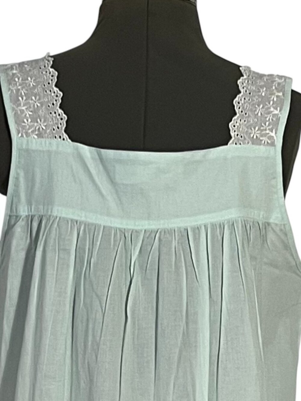 EILEEN WEST Light Mint Green Nightgown With Robe Set Size S NWOT - Picture 14 of 16
